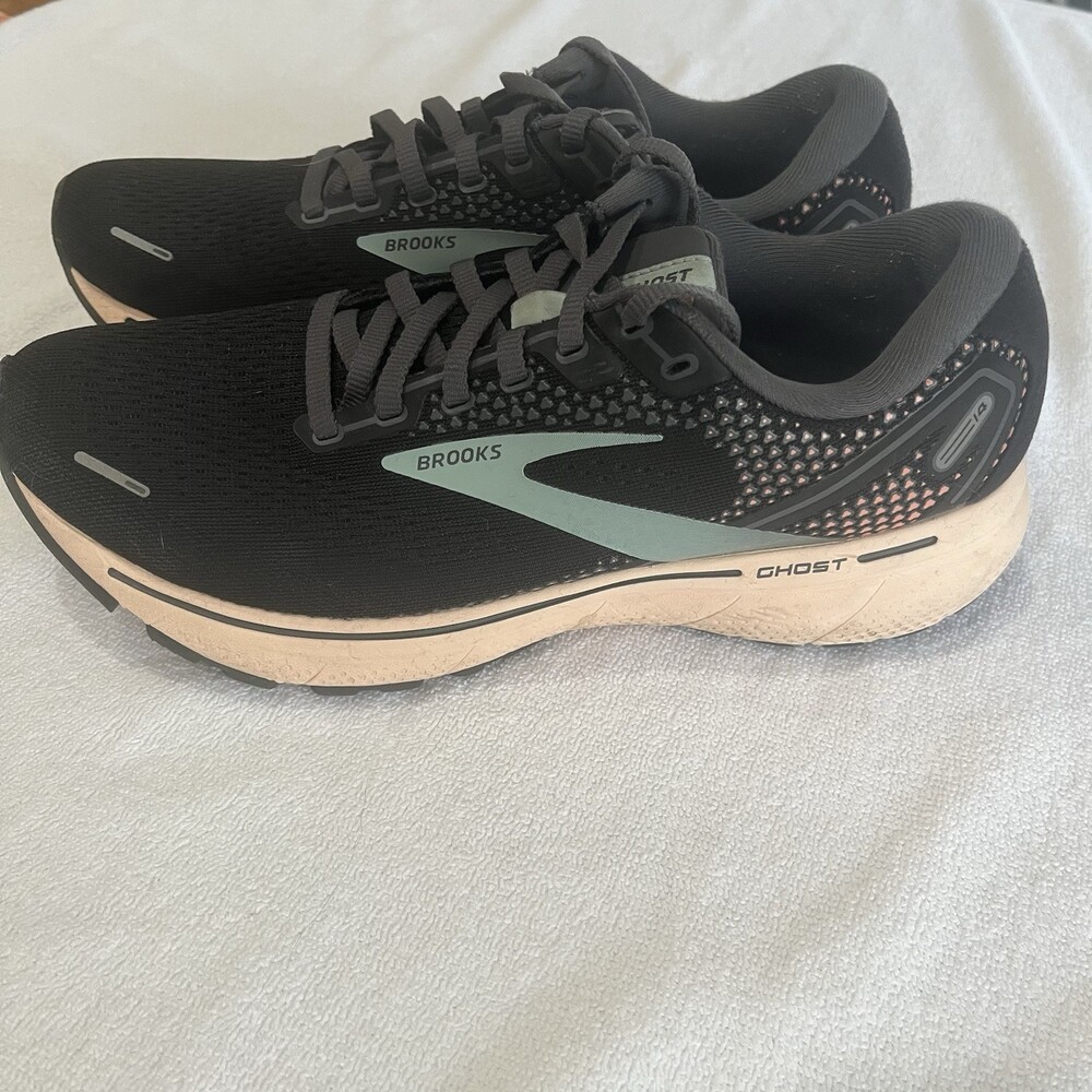 Brooks Women’s Black‎ Ghost 14 Running Shoe 1203561B026 Size 9.5